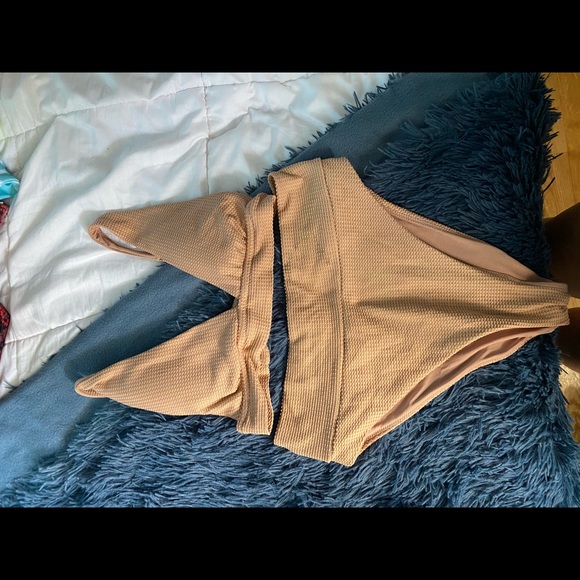 SOLS LOT 10 bikinis 1 top - Picture 12 of 12